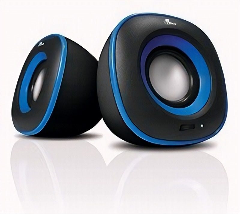 Parlante Bluetooth Portátil 5W Con Luces LED Y Base Magnética